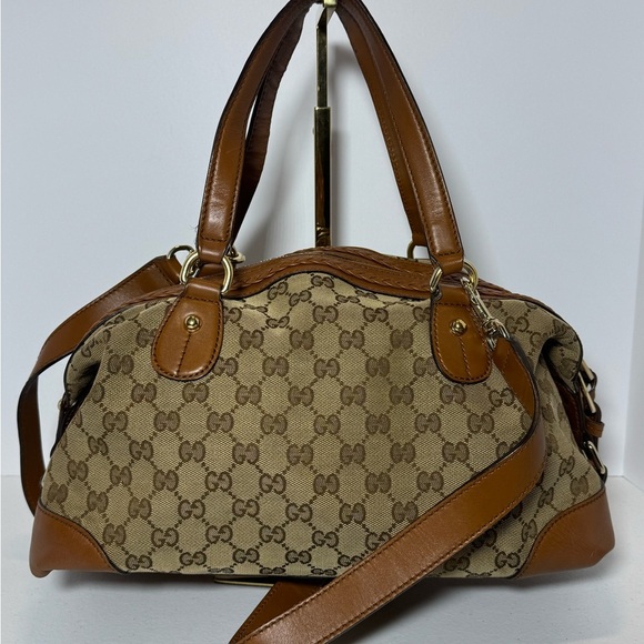 Gucci Brown Monogram Shoulder Bag - Picture 5 of 13